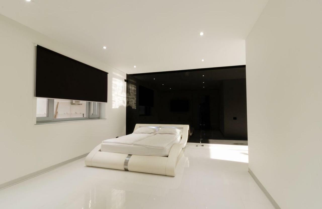 Ezra Luxury Apartments 那沃达利 外观 照片